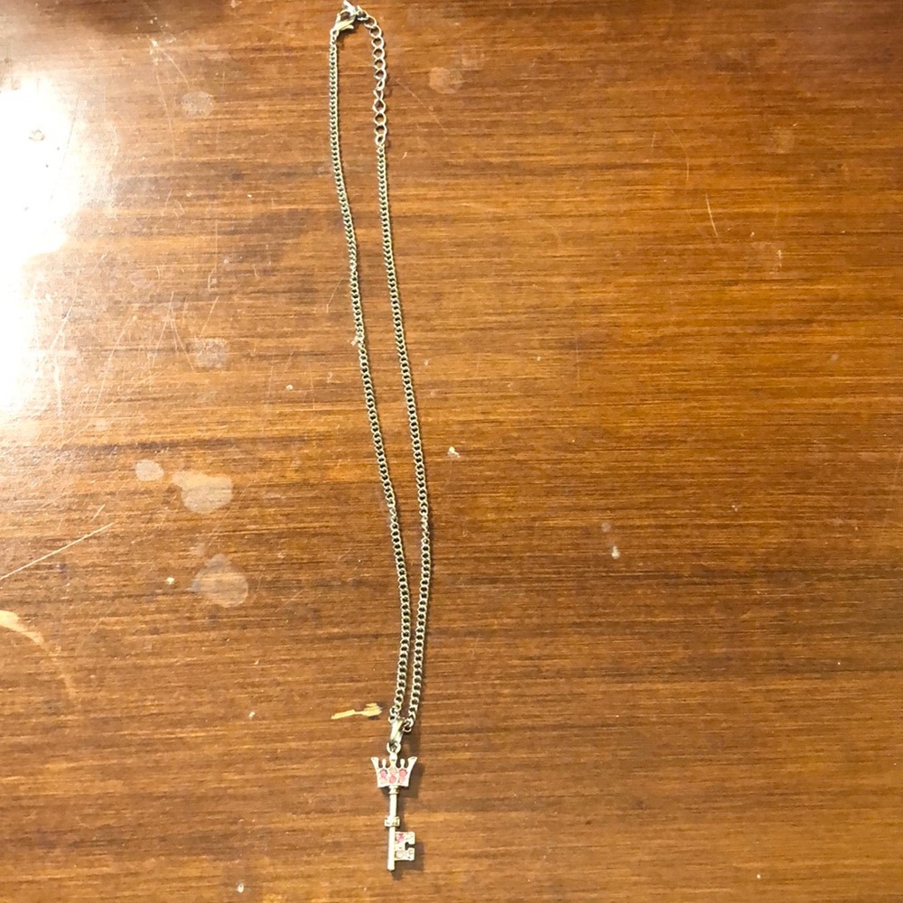 Princess Key Necklace - Picture 2 of 4